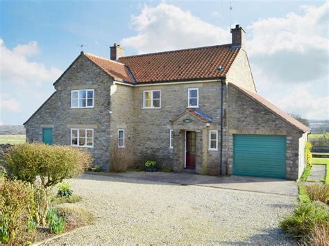 The 10 best cottages in Old Byland, UK .